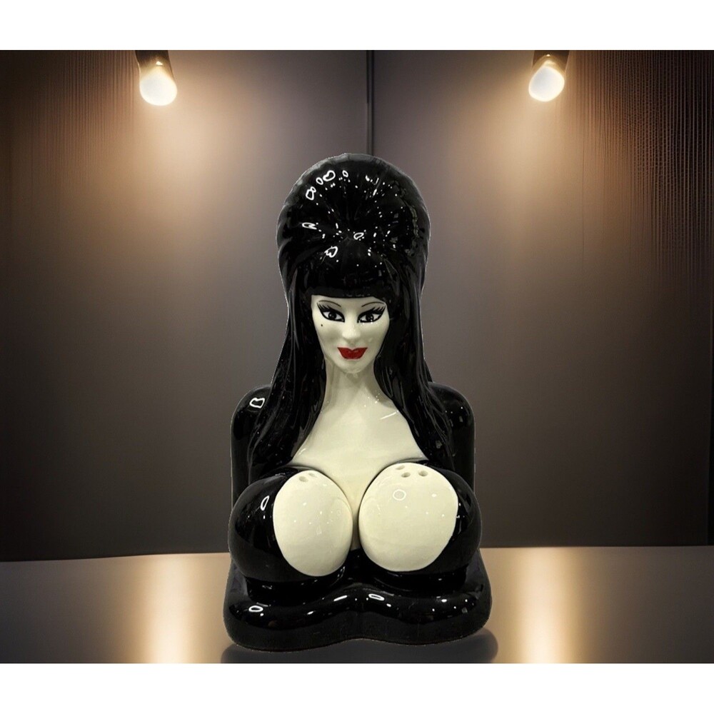 Elvira Mistress of the Dark Ceramic Salt n Pepper Shakers